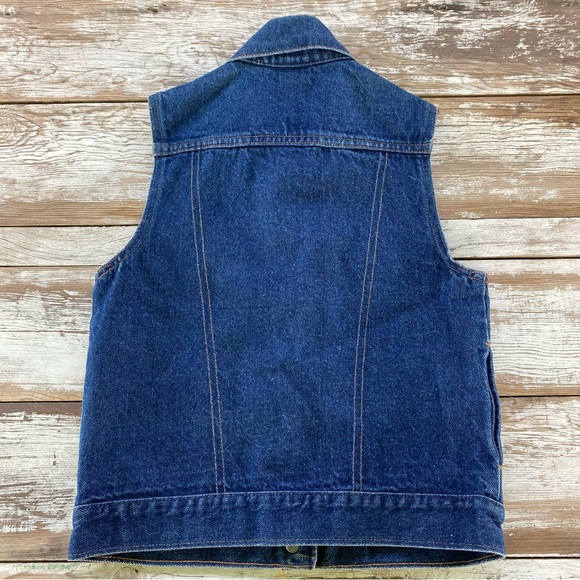 Vintage 80s dark blue denim Levis vest, pockets, snap front, biker hottie, Small - Picture 2 of 15